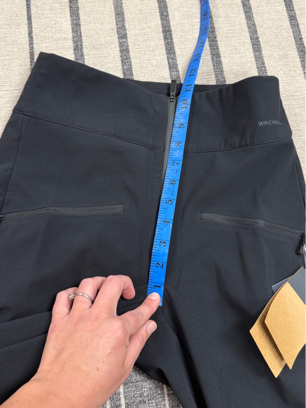 NWT The North Face Black Snow Ski Pants Fitted High Waist Windwall Amry Size 4 - Picture 4 of 11